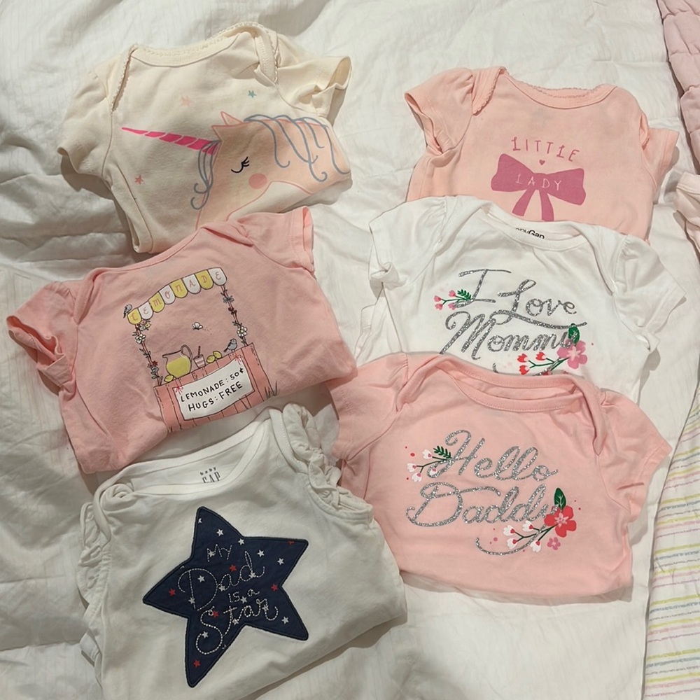 BabyGAP onsie bundle